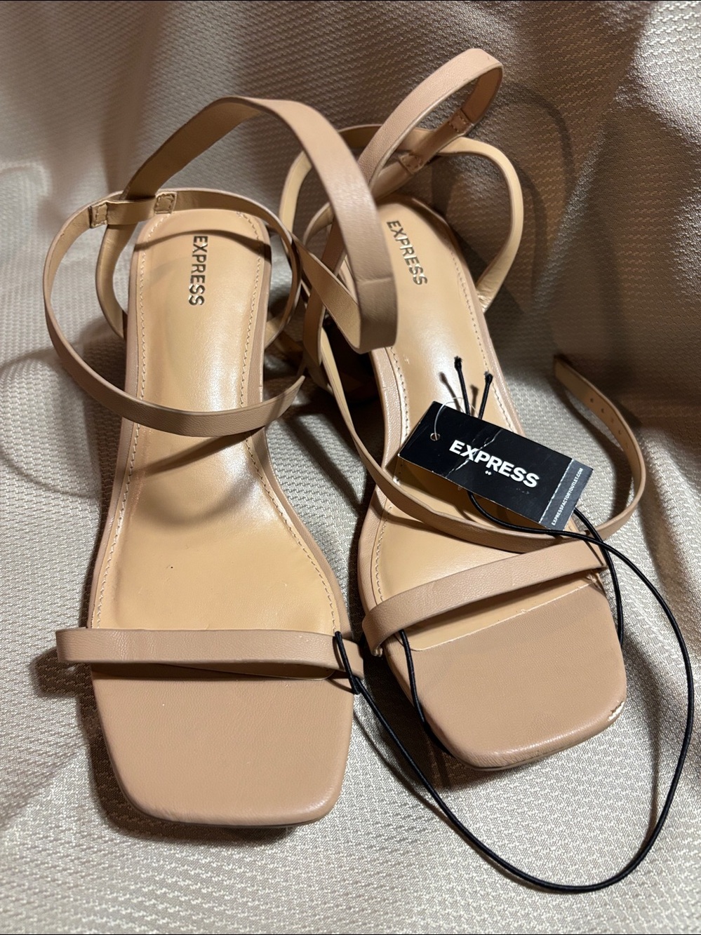 Express Women’s Strappy Ankle-Tie Sandals in Nude NWT 9